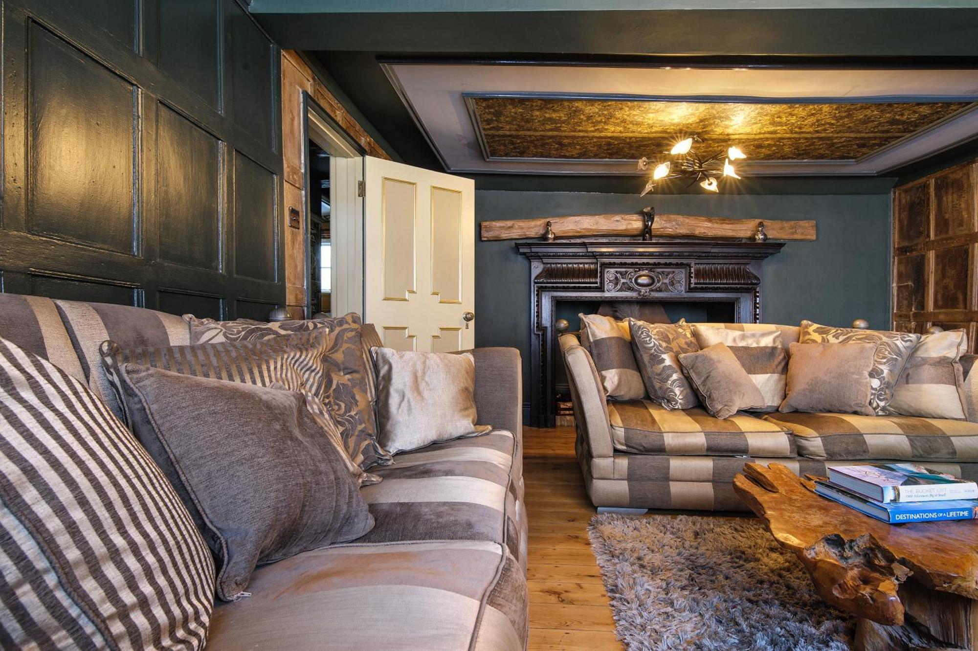 Huge Deluxe 600 Year Old Essex Manor, Hot Tub, Cinema Room, Sky Tv Saffron Walden Luaran gambar