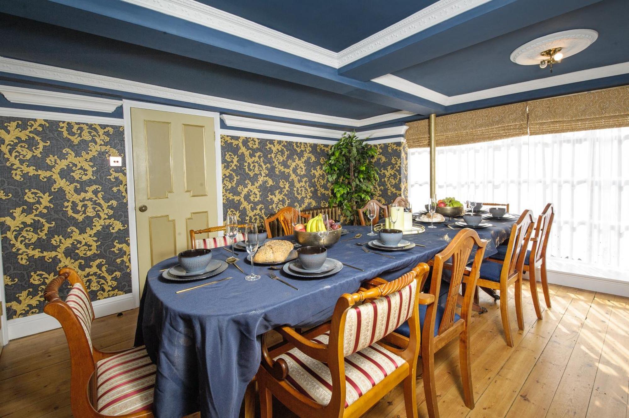 Huge Deluxe 600 Year Old Essex Manor, Hot Tub, Cinema Room, Sky Tv Saffron Walden Luaran gambar